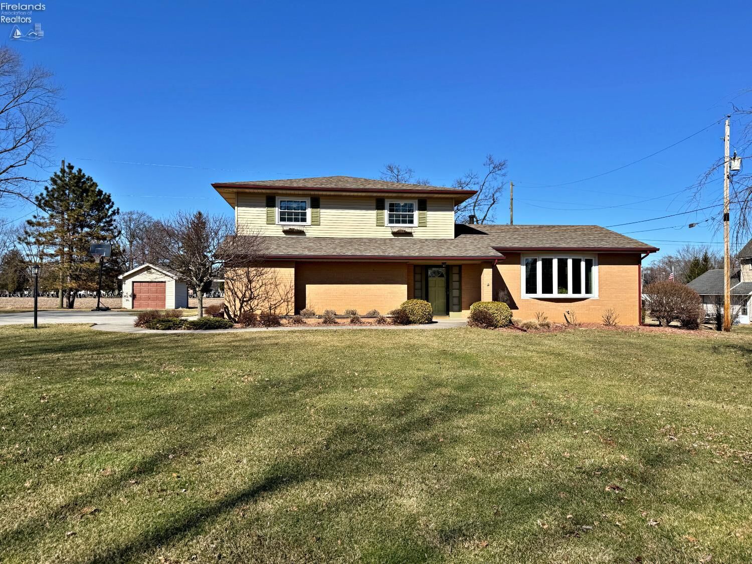 Property Photo:  20 Lelar Street  OH 44883 