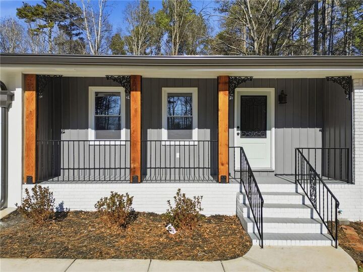 Property Photo:  2702 Beecher Drive  GA 30106 