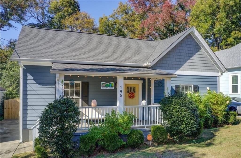 Property Photo:  195 Laurel Avenue SW  GA 30314 