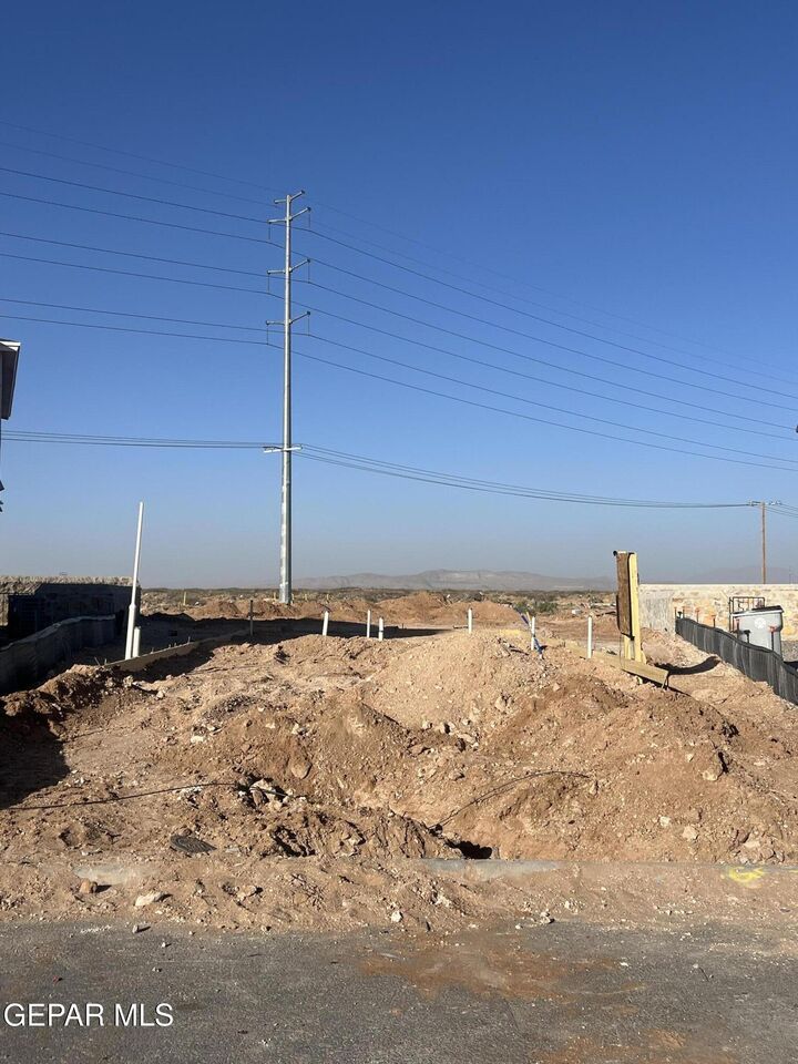 Property Photo:  5084 Olivia Caro Street  TX 79938 