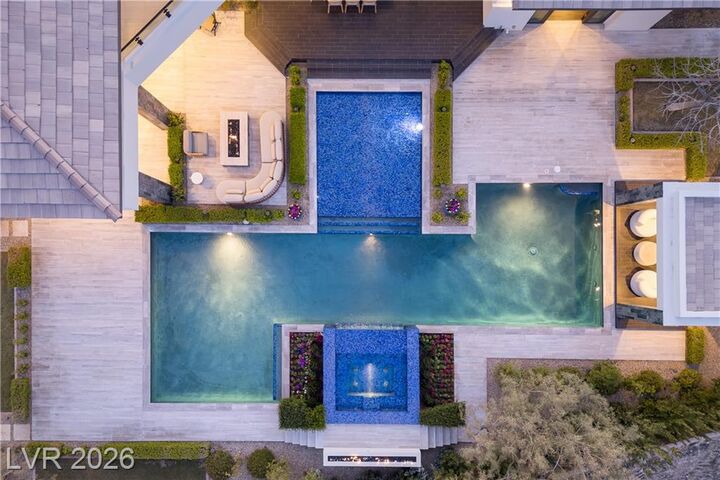 Property Photo:  6 Bright Hollow Court  NV 89135 