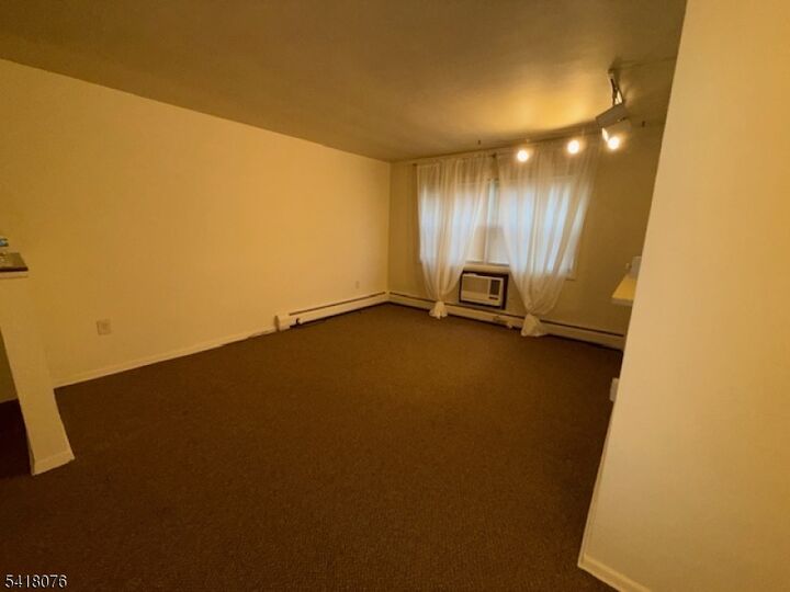 Property Photo:  16 Knox Ter 1-A  NJ 07470 