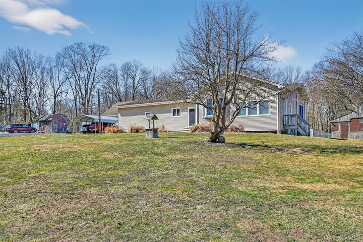 Property Photo:  130 Dunthorne Drive  NY 12721 