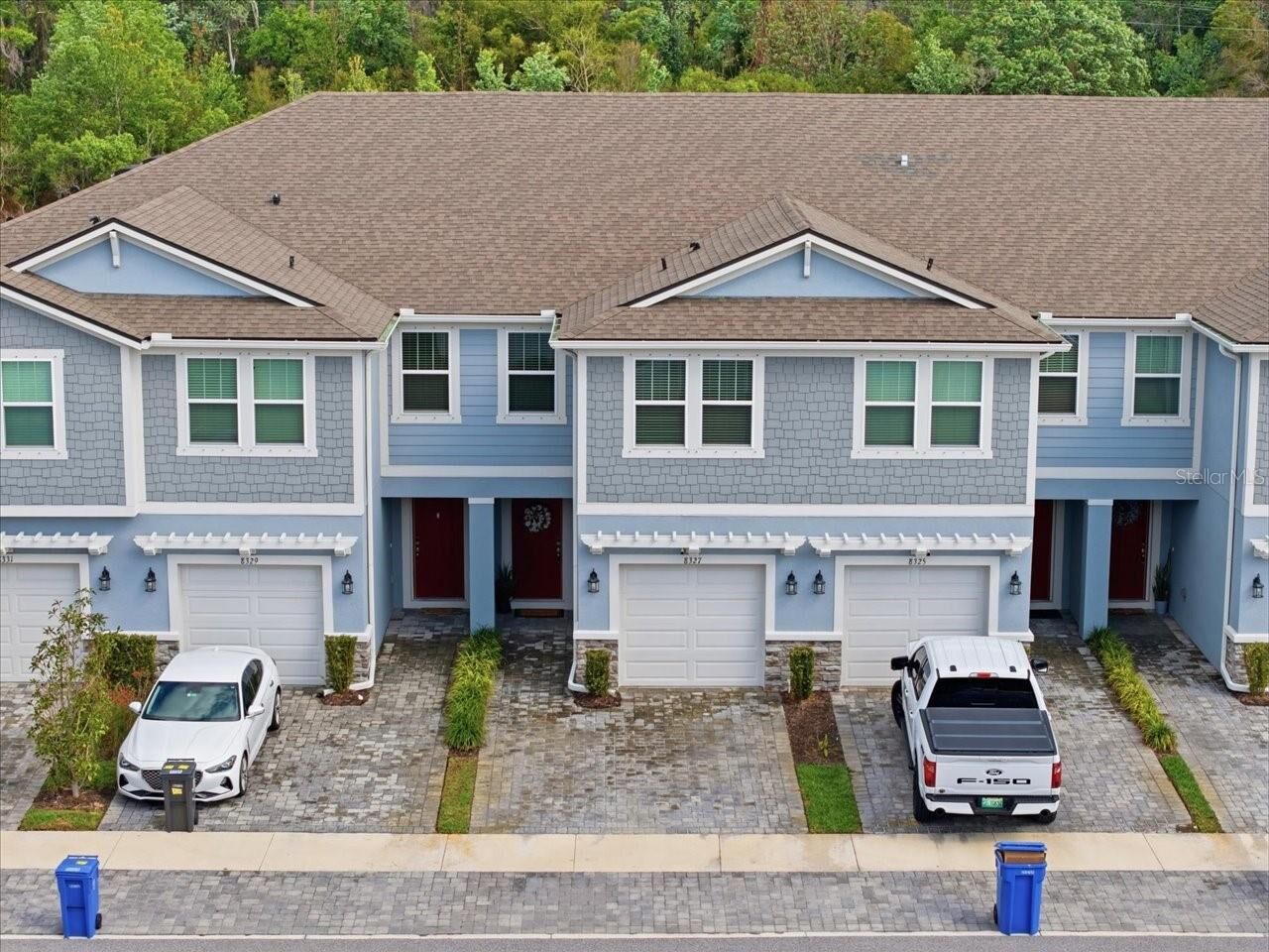 Property Photo:  8327 Wildflower Glen Avenue  FL 33556 