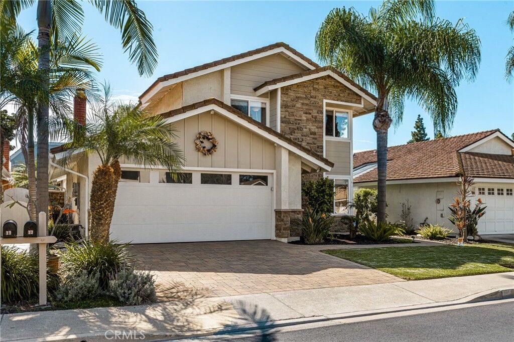 Property Photo:  13 Shooting Star  CA 92604 