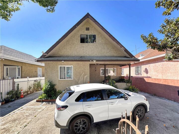 Property Photo:  1208 E 34th Street  CA 90011 