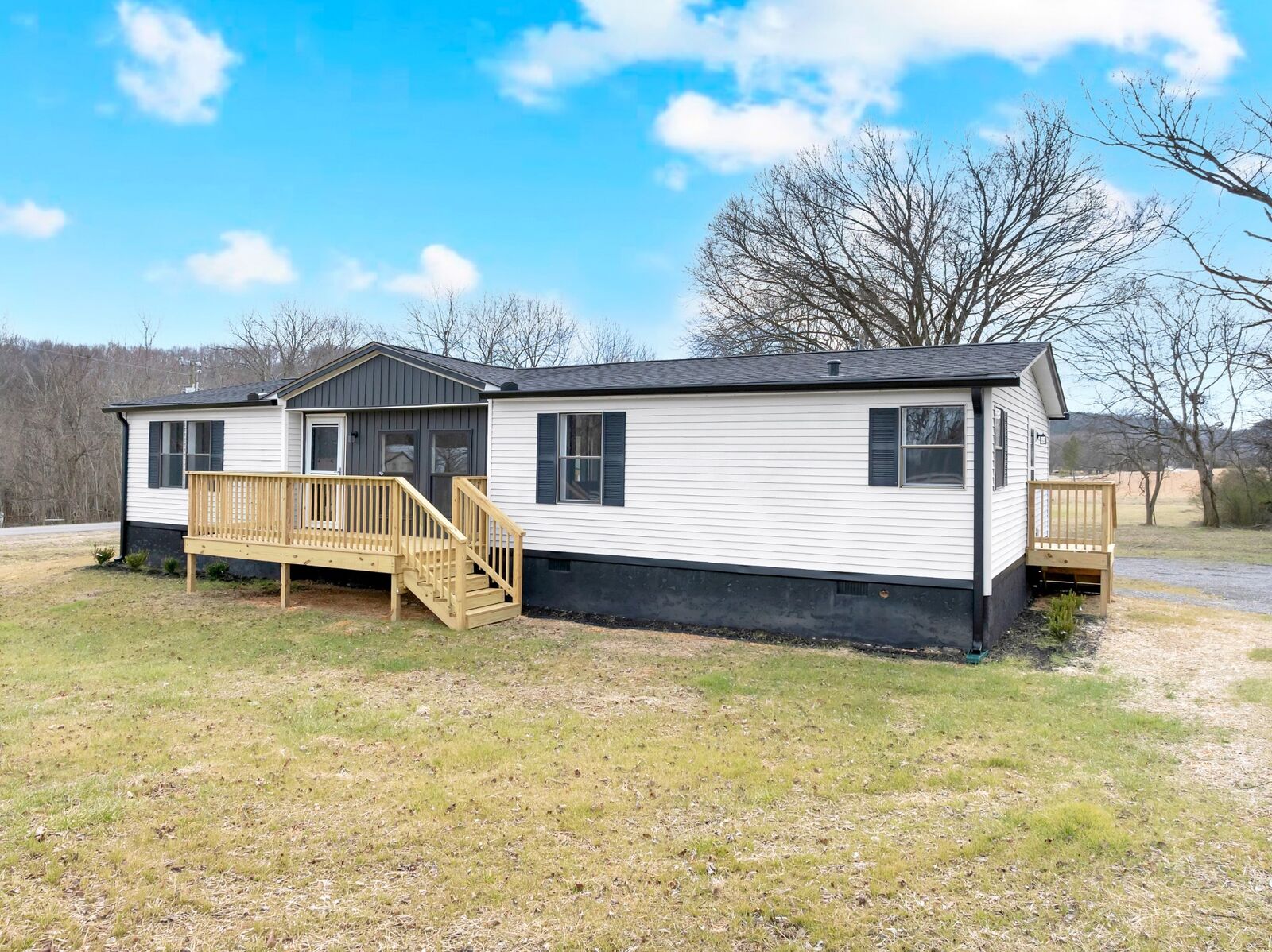 Property Photo:  2403 Highway 130  TN 37160 