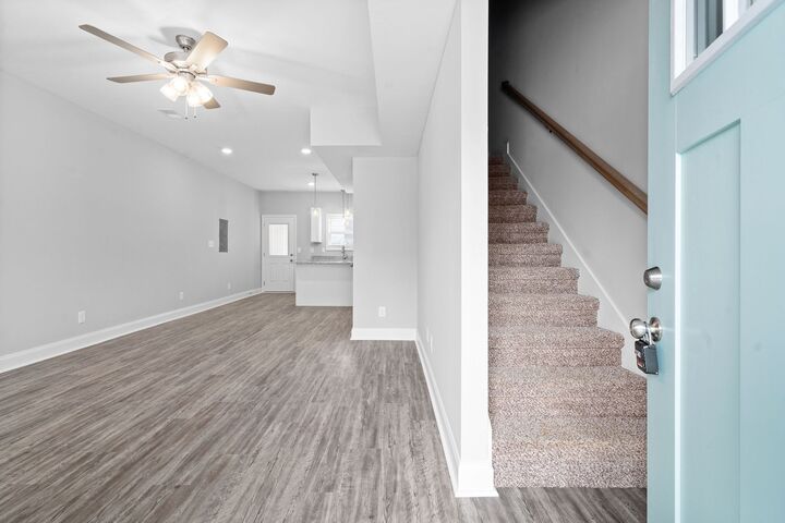 Property Photo:  823 Professional Park Dr C  TN 37040 