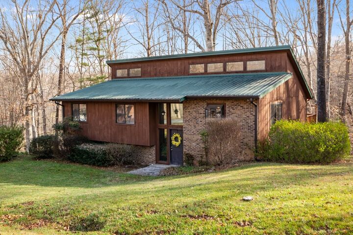 Property Photo:  1102 Patterson Dr  TN 37082 