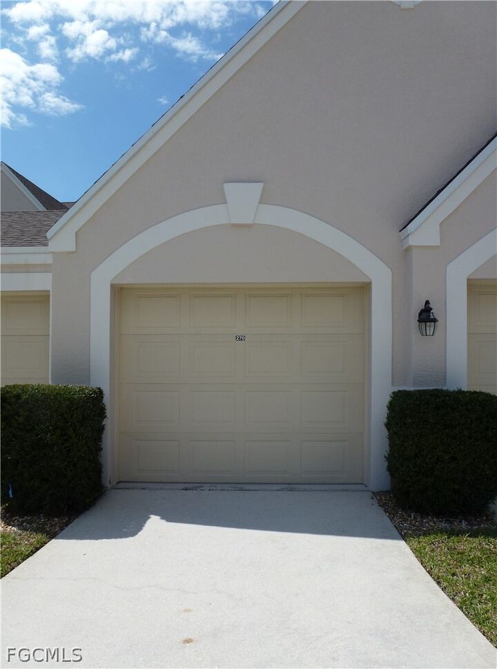 Property Photo:  16320 Kelly Cove Drive 270  FL 33908 