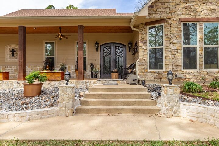 Property Photo:  153 Autumn Lake Drive  TX 75904 