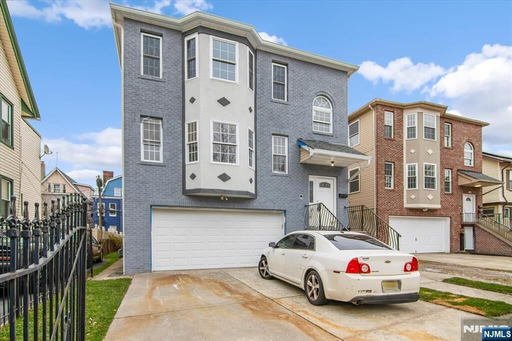 Property Photo:  150 Munn Avenue  NJ 07017 