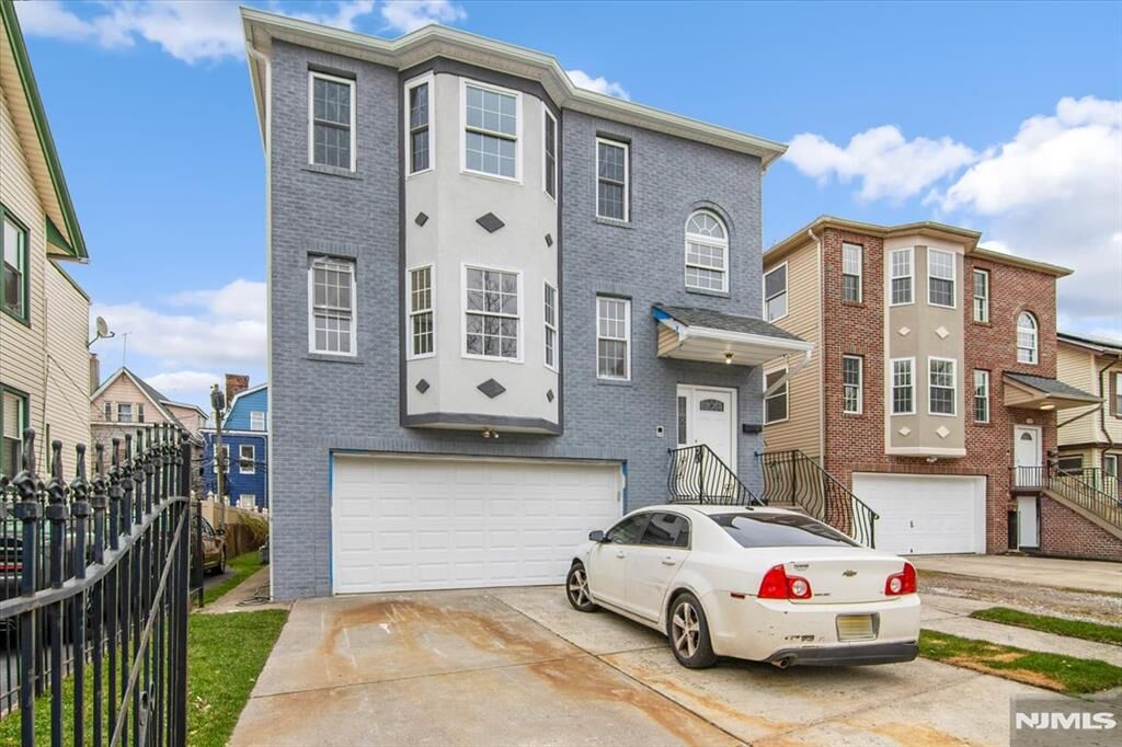 Property Photo:  150 Munn Avenue  NJ 07017 