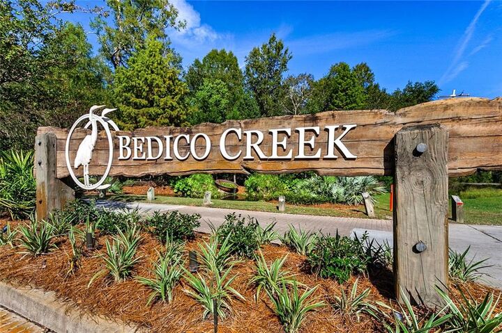 Property Photo:  809 Green Leaf Circle  LA 70447 