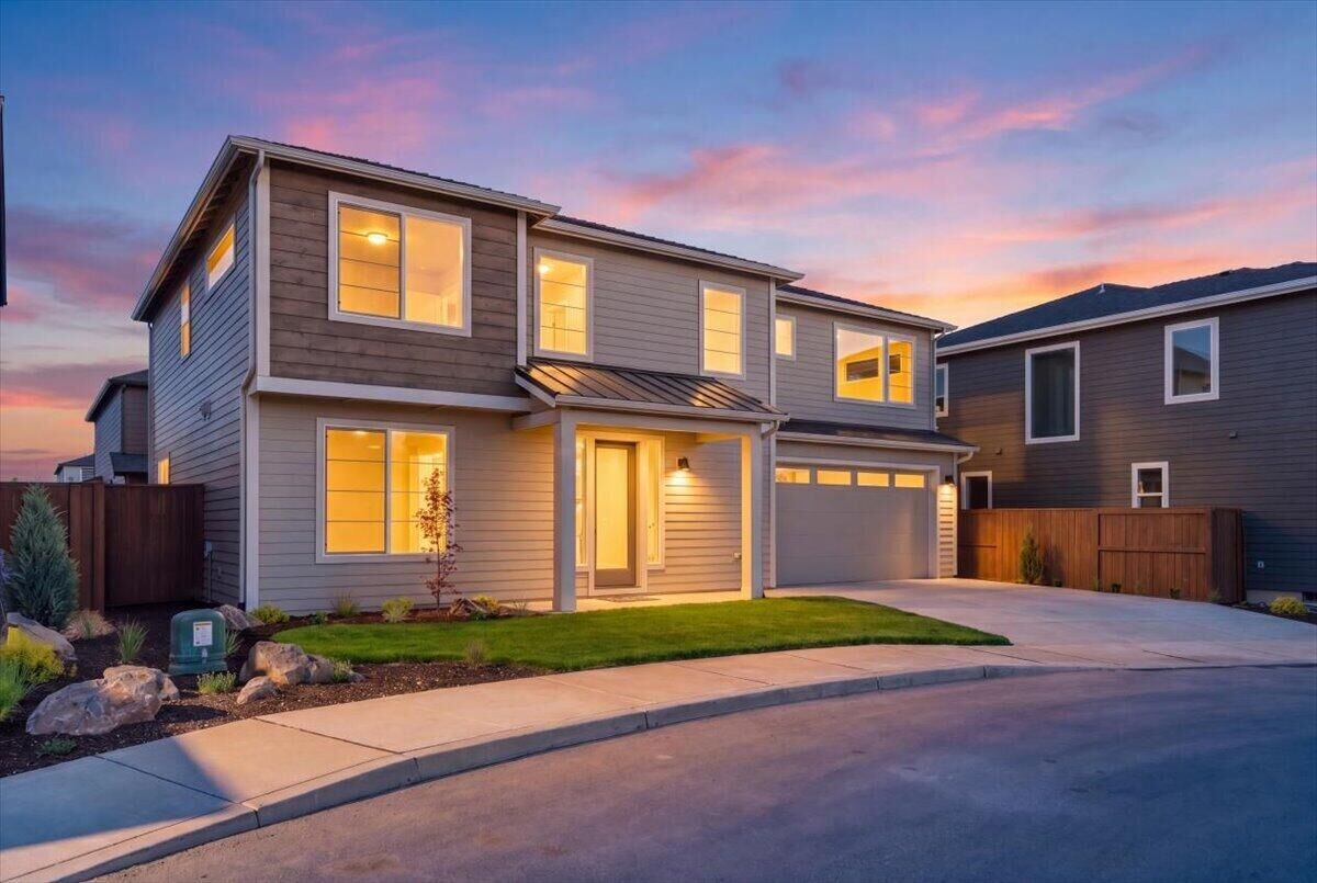 Property Photo:  21424 SE Krakatoa Court Lot 100  OR 97702 