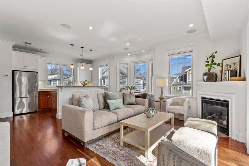 Property Photo:  67 Church St 1  MA 02122 