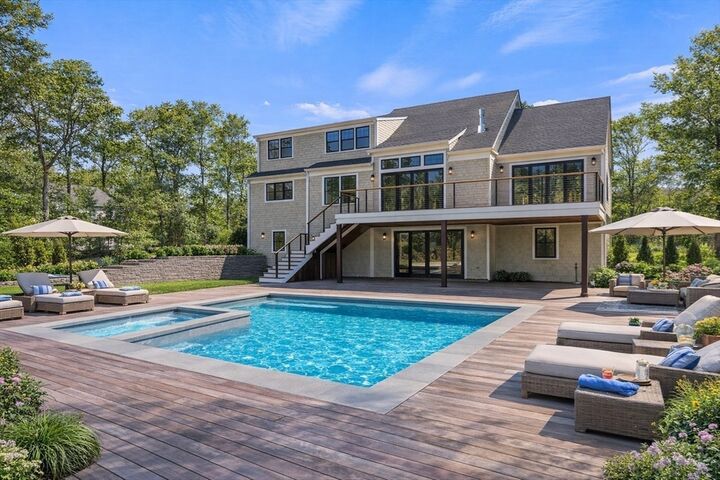 Property Photo:  10 Dawson Way  MA 02536 