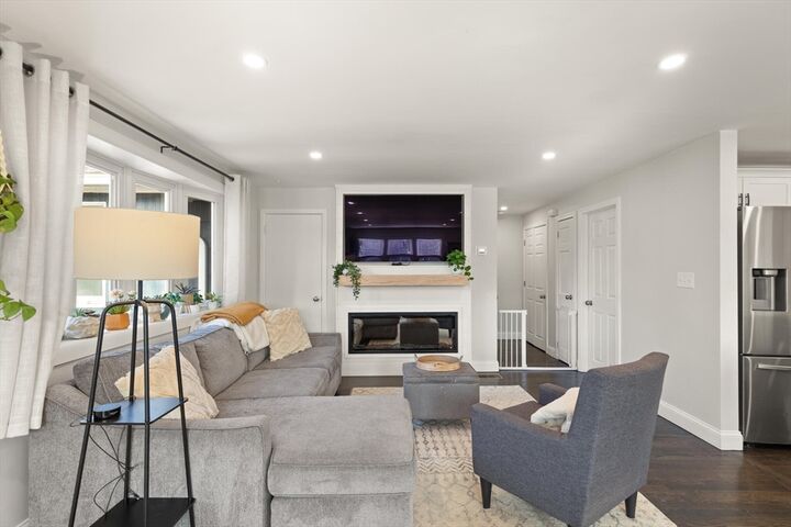 Property Photo:  7 Manning Rd  MA 01824 