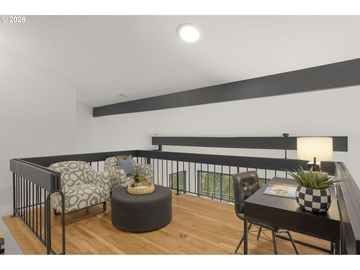 Property Photo:  3362 SW Fairmount Blvd  OR 97239 