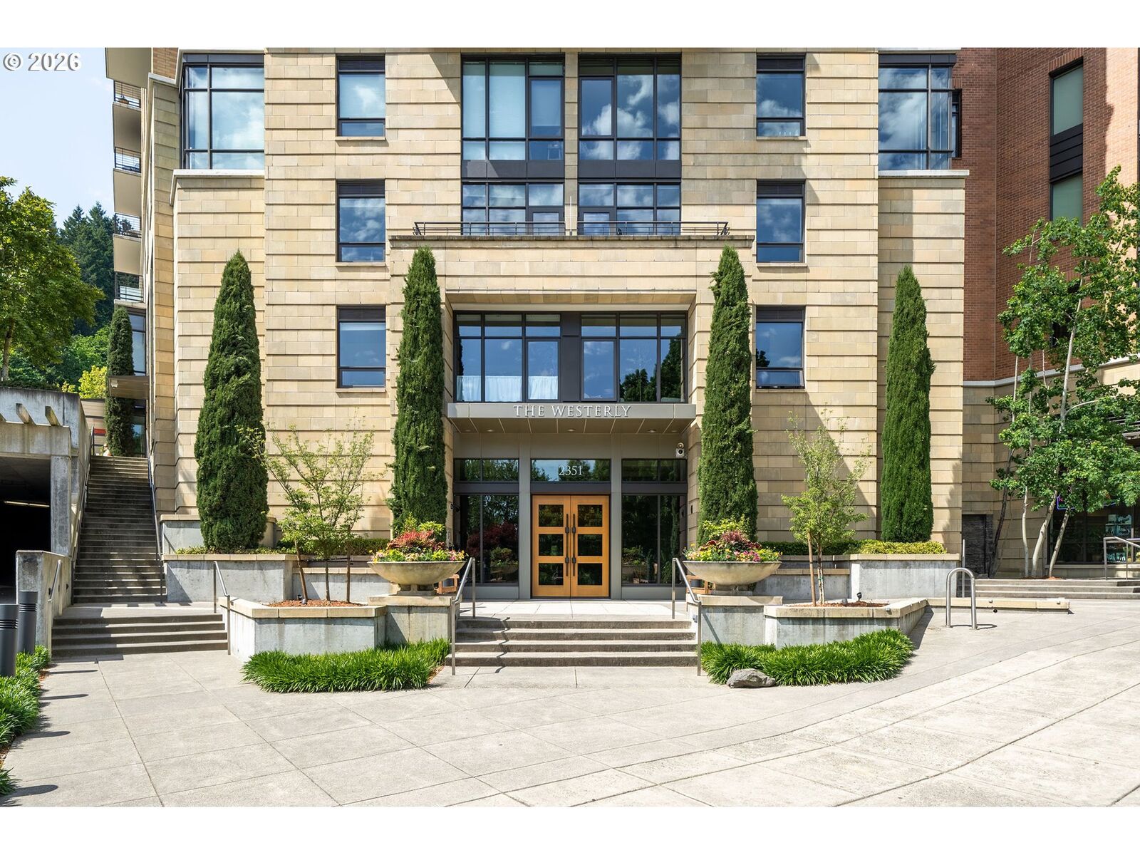Property Photo:  2351 NW Westover Rd #702  OR 97210 