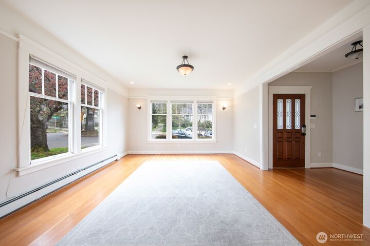 Property Photo:  703  18th Avenue S  WA 98144 