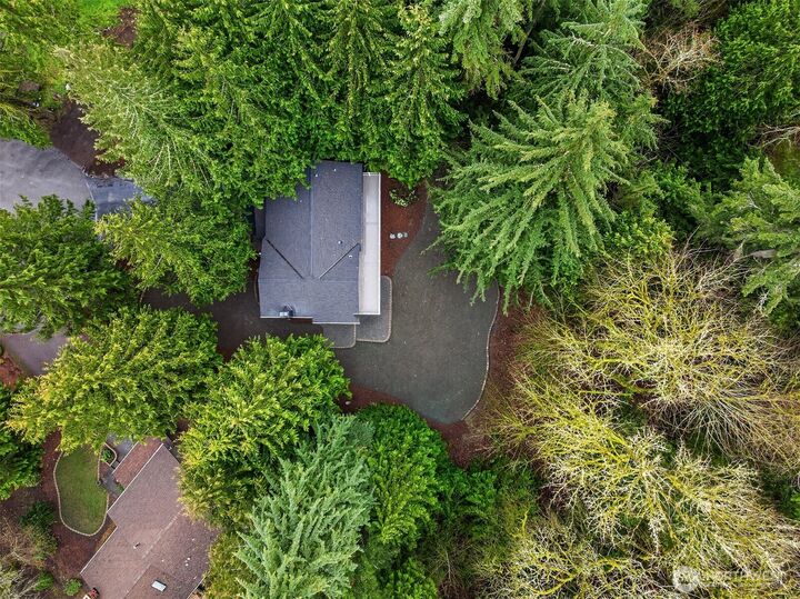 Property Photo:  8107  214th Place SE  WA 98072 