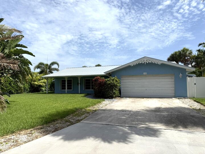 Property Photo:  1916 Coconut Drive  FL 34949 