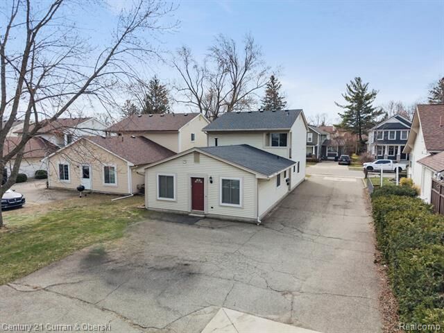 Property Photo: 346 Roe Street MI 48170