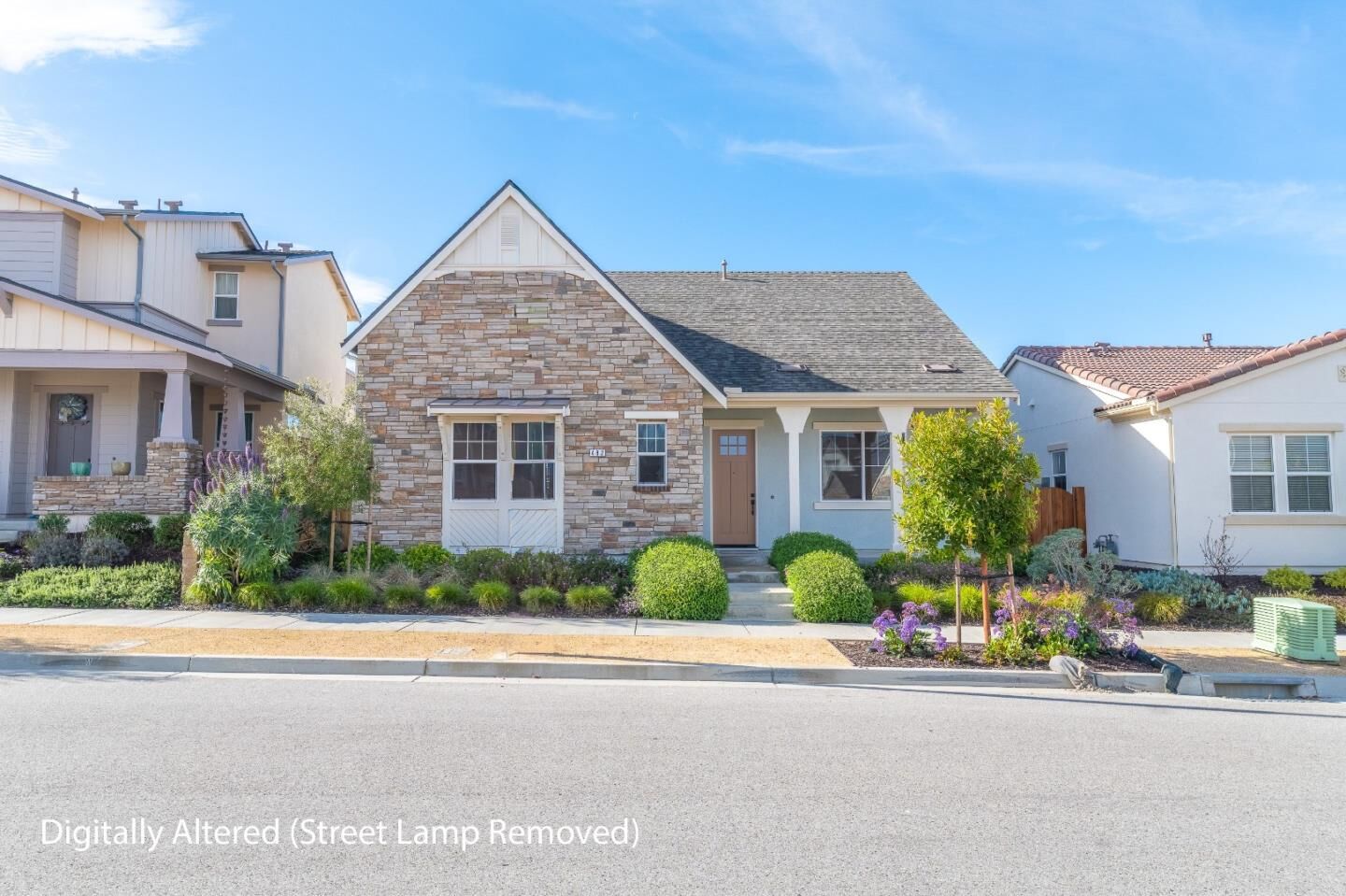 Property Photo: 482 Lassen Way CA 93933
