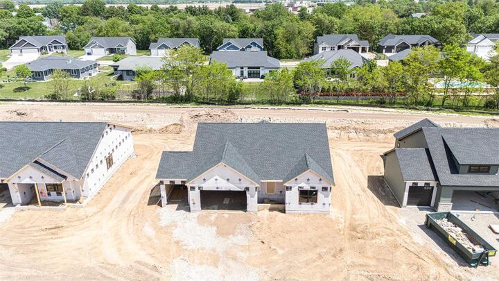 Property Photo:  3810 N Woodbury Lane  WI 53545 