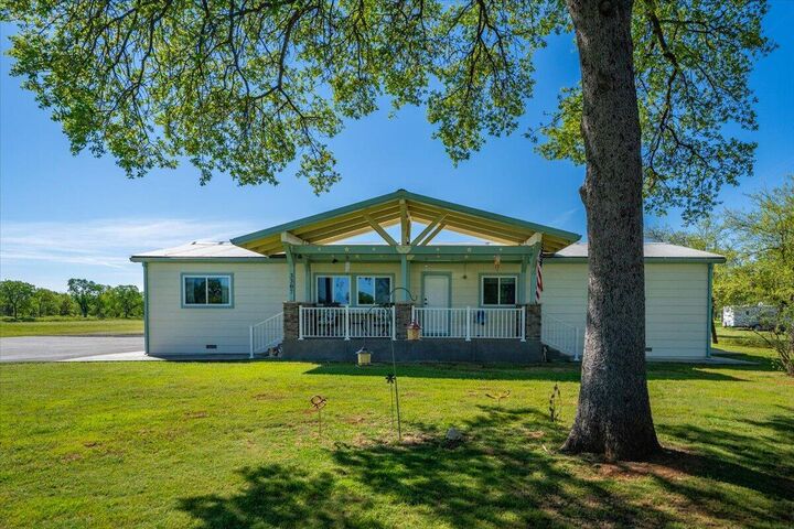 Property Photo:  3307 Tarmac Road  CA 96003 