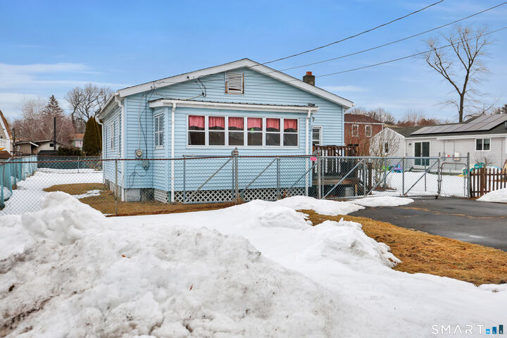 Property Photo:  30 Bartlett Street  CT 06062 