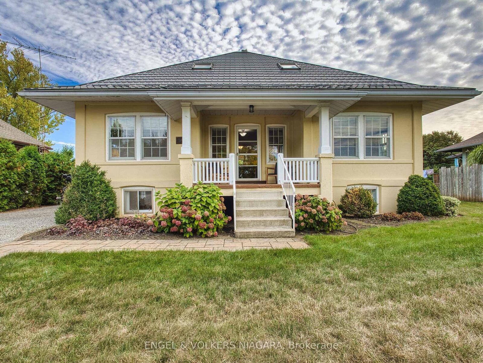 Property Photo: 1577 Line 6 Road ON L0S 1J0