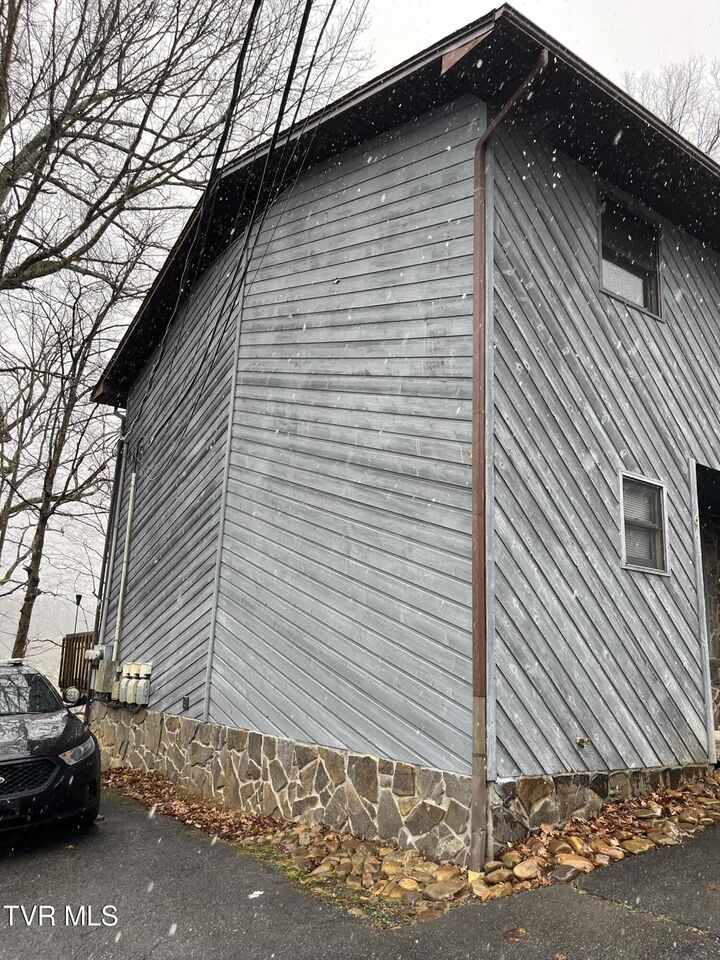 Property Photo:  348 River Road A-6  TN 37618 