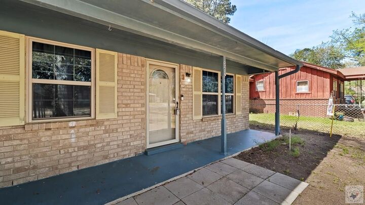 Property Photo:  3217 Beech  AR 71854 