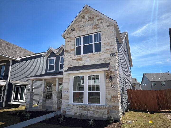 Property Photo: 209 Woodrow Lane TX 78642