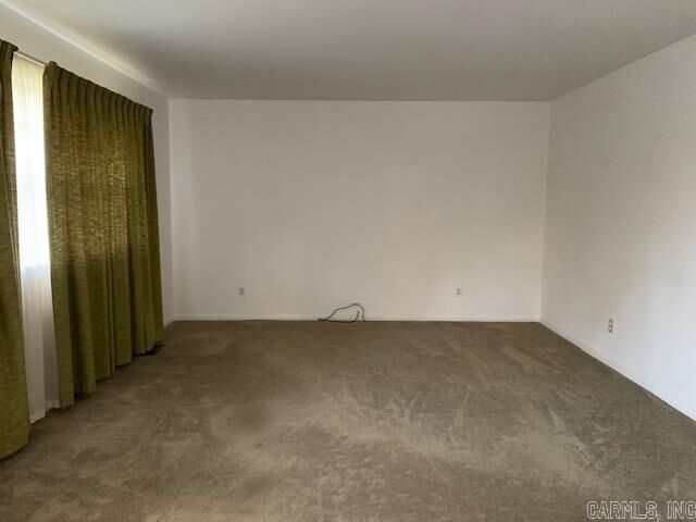 Property Photo:  7400 Briarwood Drive  AR 72205 