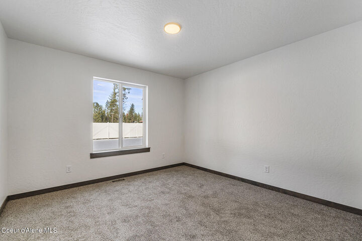 Property Photo: Lt 1 Blk 2 E Valley St S ID 83822