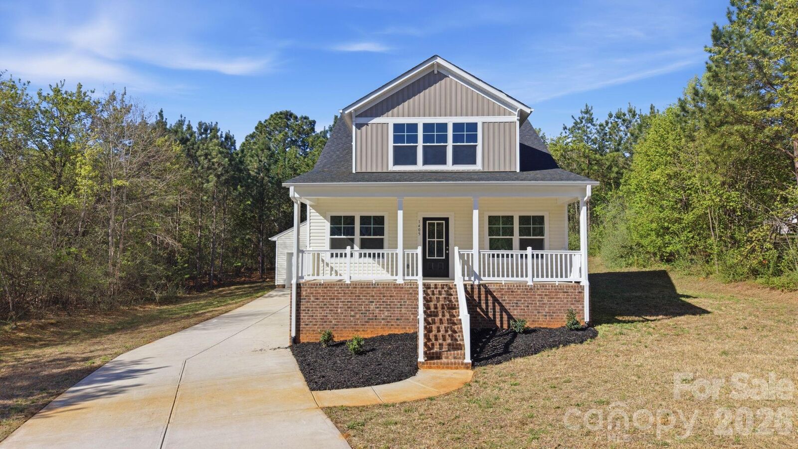 Property Photo:  1405 Hubbard Terrace  NC 28152 