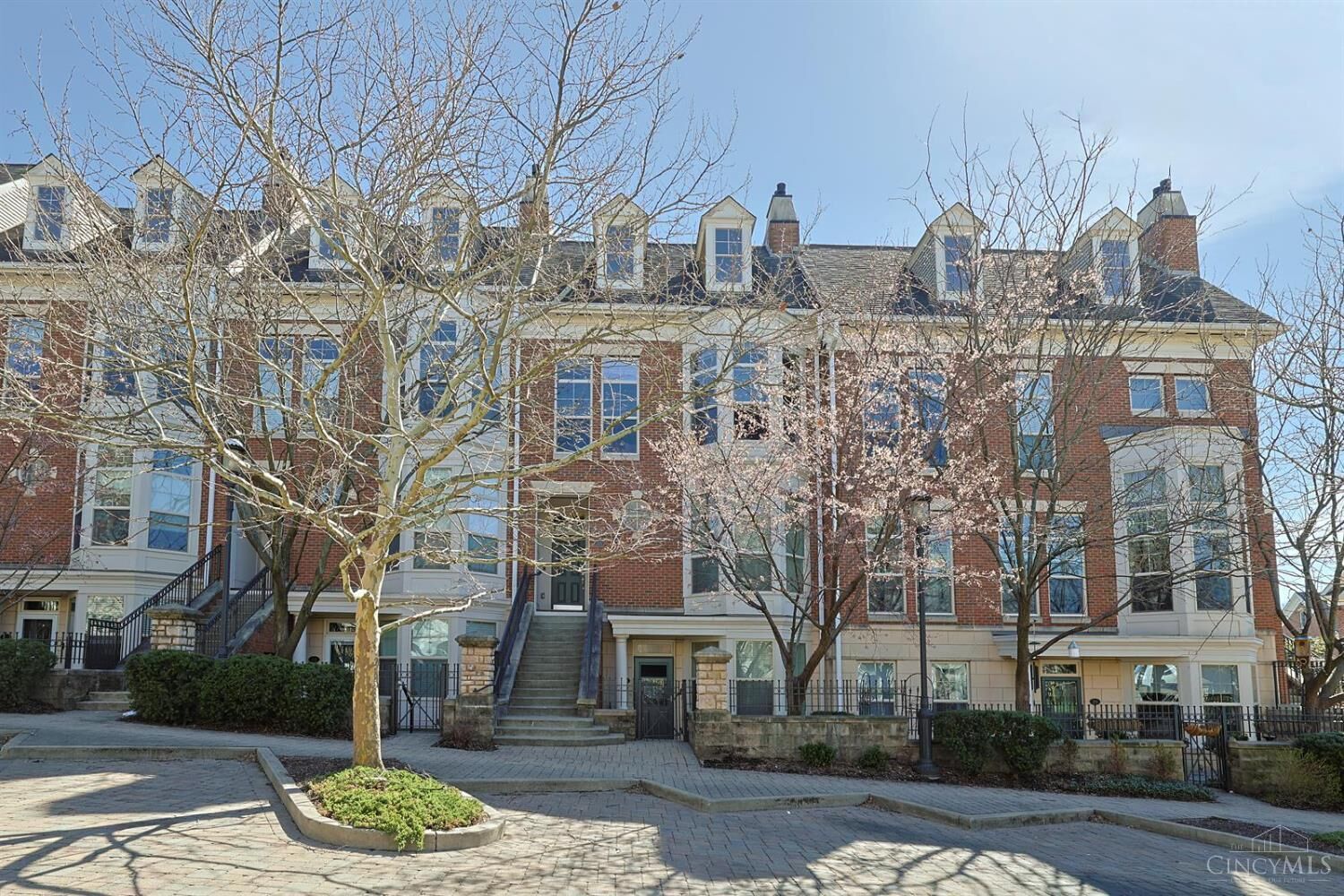 Property Photo: 215 Stetson Street OH 45219