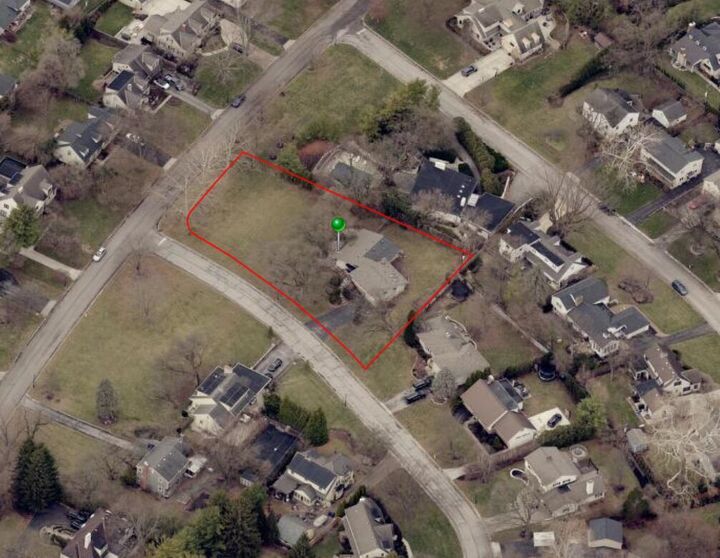 Property Photo: 1960 Hillside Drive OH 43221