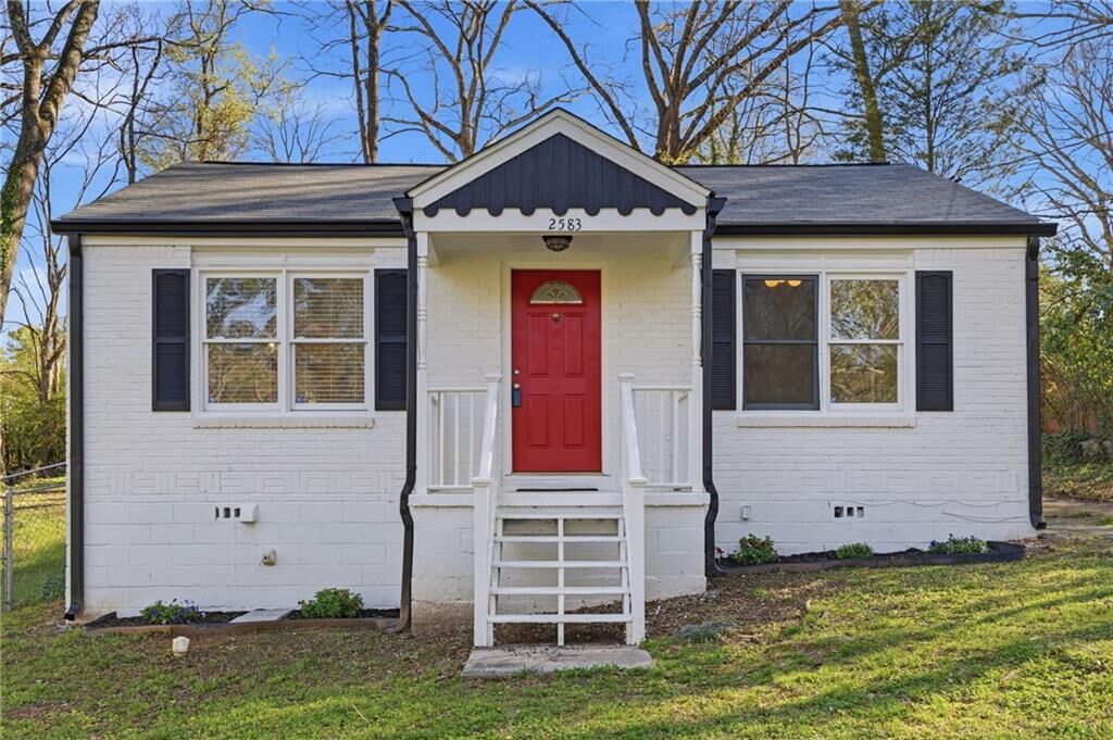 Property Photo:  2583 Joyce Avenue  GA 30032 