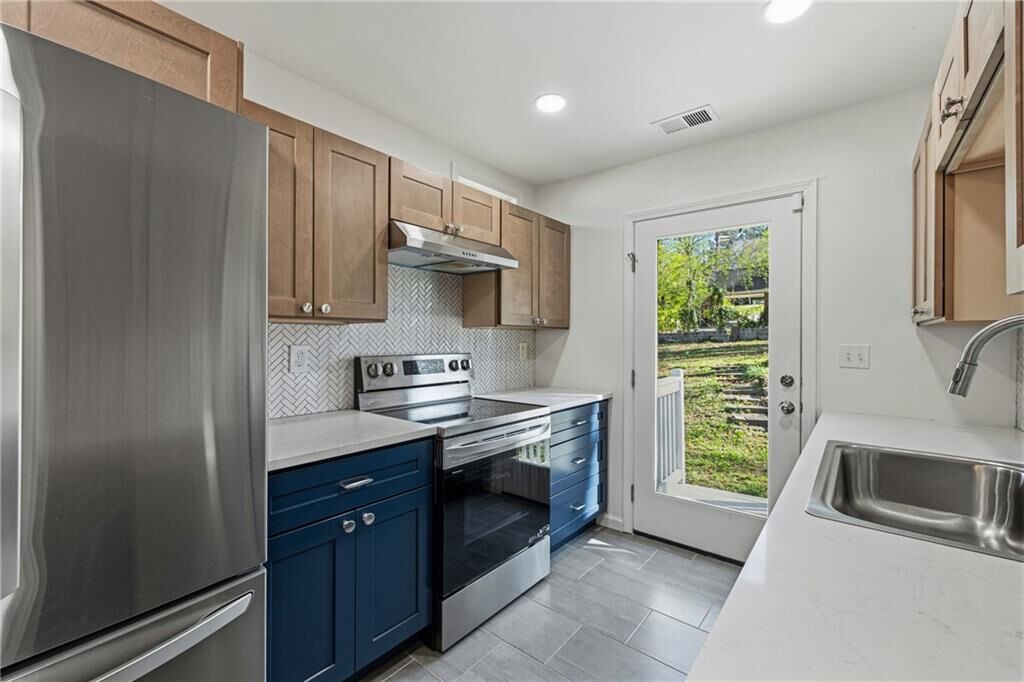 Property Photo: 2583 Joyce Avenue GA 30032