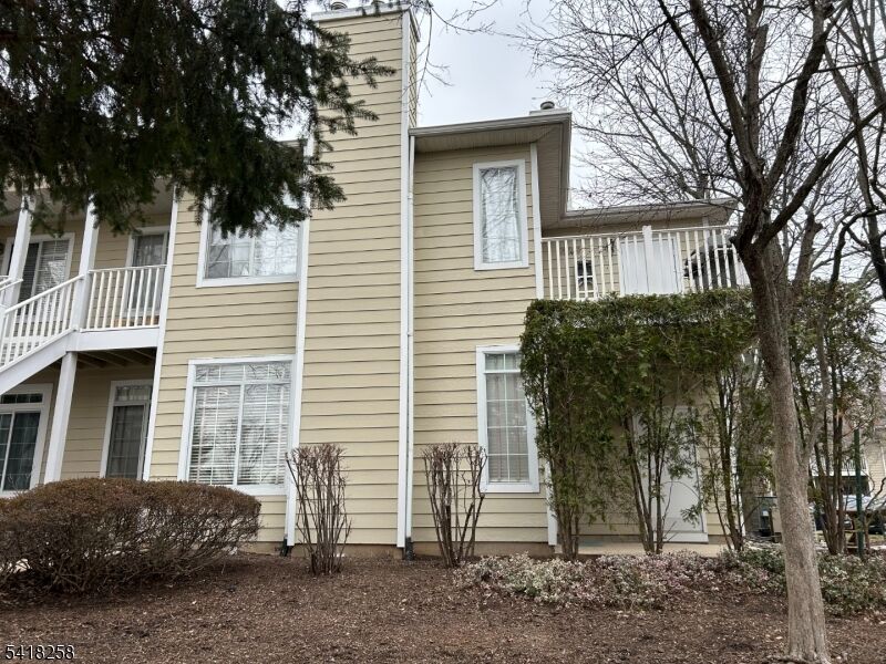 Property Photo:  65 Wentworth Road  NJ 07921 