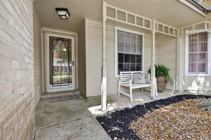 Property Photo:  9206 Kirkleigh Street  TX 77379 