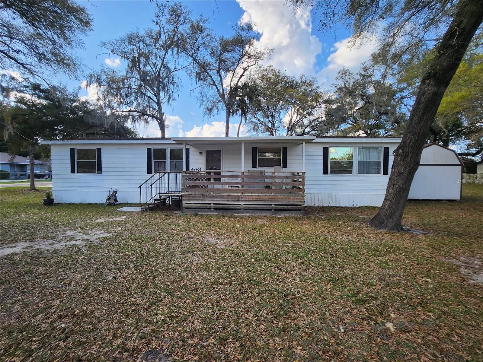 Property Photo:  6091 SE 114th Street Road  FL 34420 