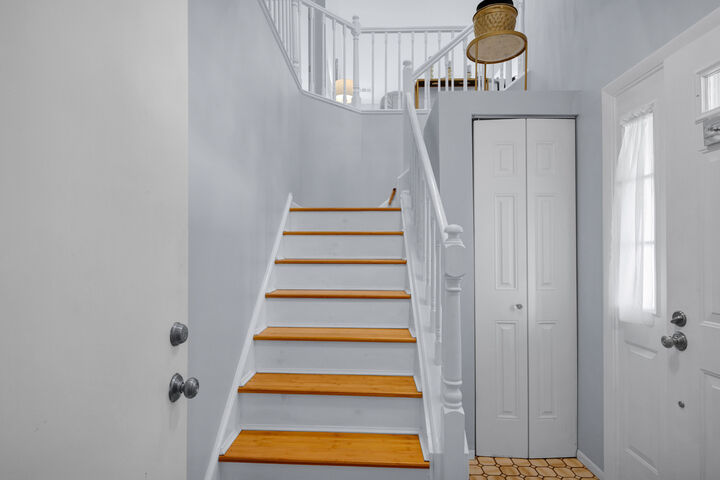 Property Photo:  1903 Quaker Hollow Lane  IL 60107 
