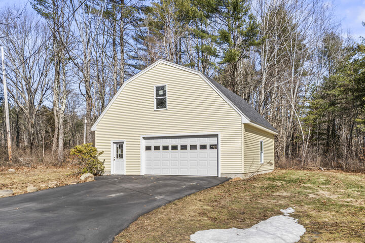 Property Photo: 296 Dow Highway ME 03908