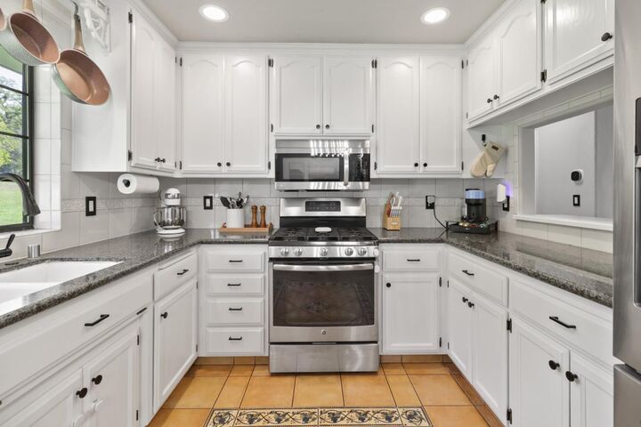 Property Photo:  2767 Shilo Drive  CA 95667 