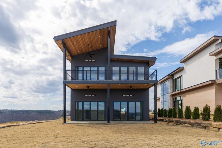 Property Photo:  32 County Road 448  AL 35053 